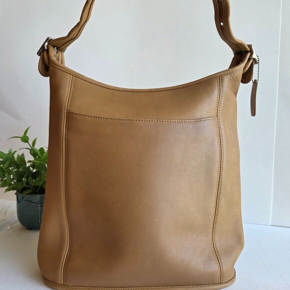 EUC Coach Vintage Legacy Slim Duffle Shoulder Bag (#9060) in Camel w/Nickel HW - Picture 1 of 16
